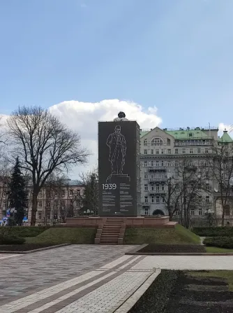 Пам'ятник Тарасу Шевченку Київ - зображення 4