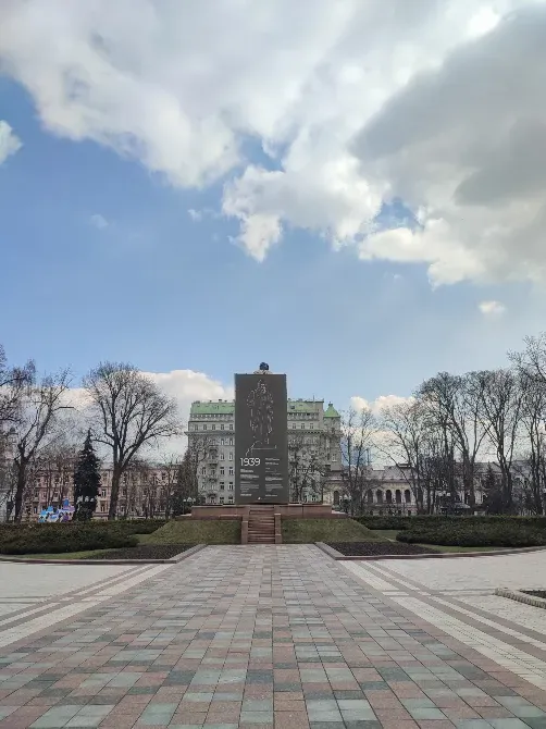 Пам'ятник Тарасу Шевченку Kiev - photo 3