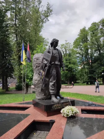 Памʼятник Роману Гурику Івано-Франківськ - зображення 1