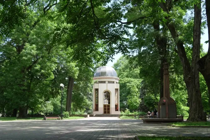 Меморіальний сквер Івано-Франківськ - зображення 1