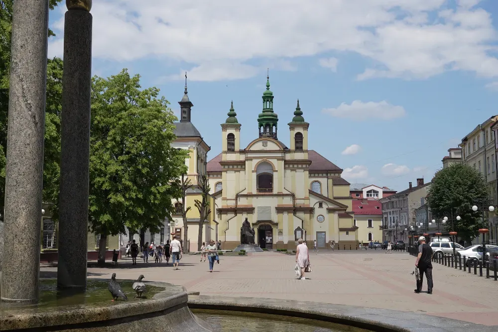 Майдан імені Андрія Шептицького Ivano-Frankivs'k - photo 2