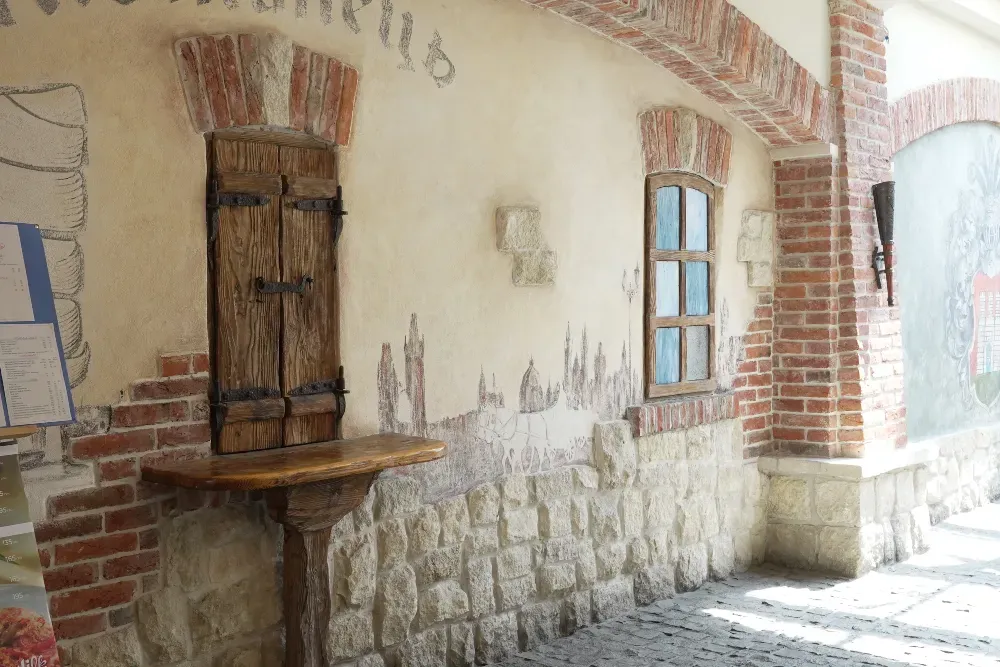 Фортечна галерея "Бастіон" Ivano-Frankivs'k - photo 2